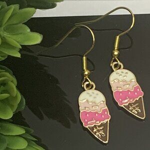 Ice Cream Cone, Ice Cream Earring, Funny Food Earring, Silly Earring, Gift Idea